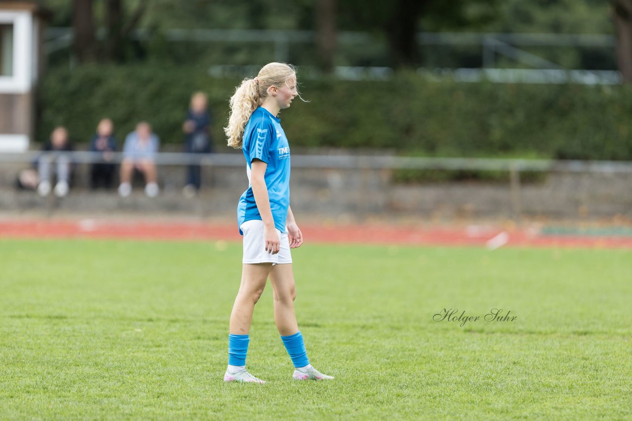 Bild 382 - wBJ VfL Pinneberg - Germania Schnelsen : Ergebnis: 15:1